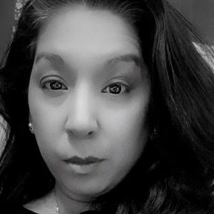 Meet your Posher, Candace